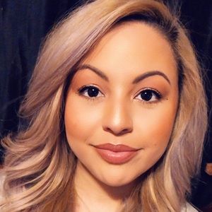 Meet your Posher, Pilare